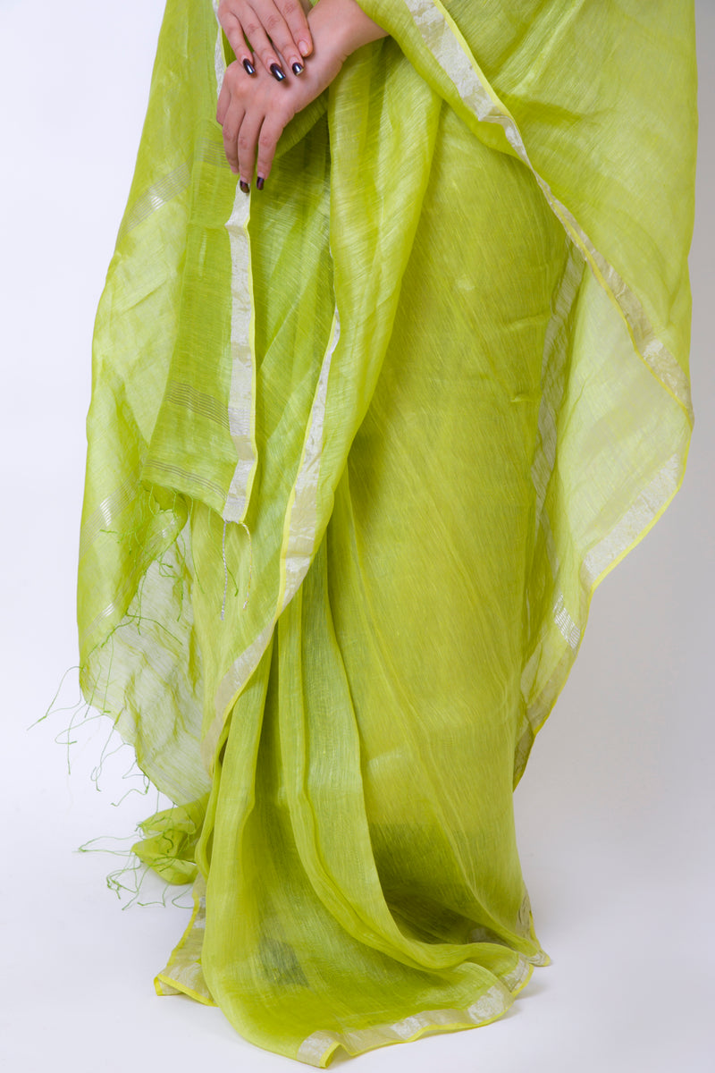 Gorgeous Green  - Handwoven Linen Silk Saree