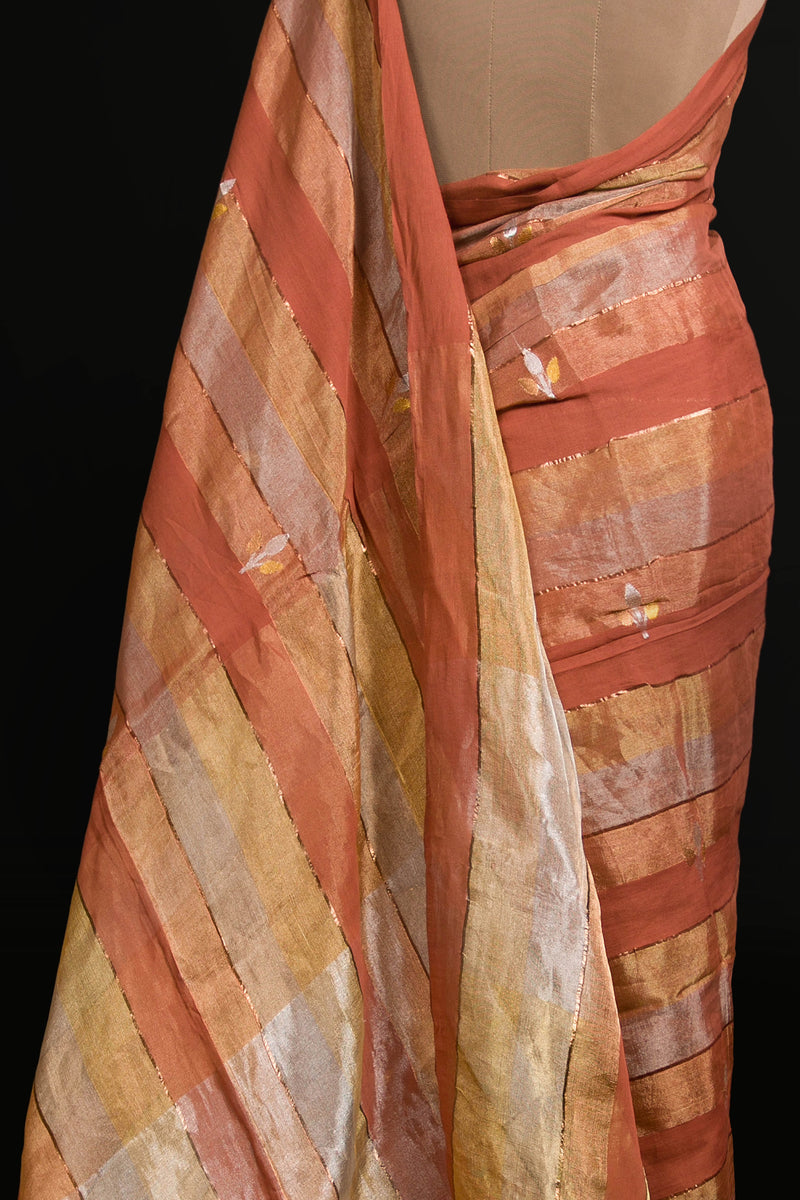 jamdani motif saree